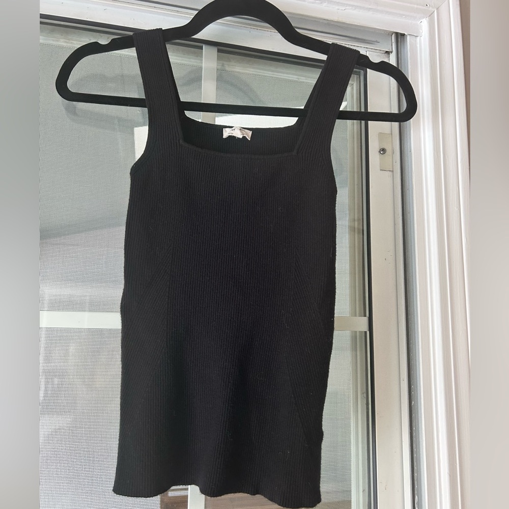 Splendid X cellajaneblog knit square neck black tank top.